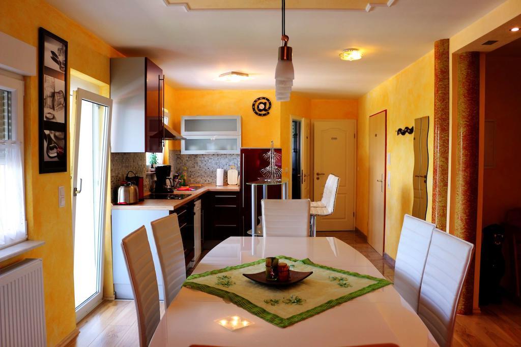 Apartment Euro As كابل غرافنهاوسن الغرفة الصورة